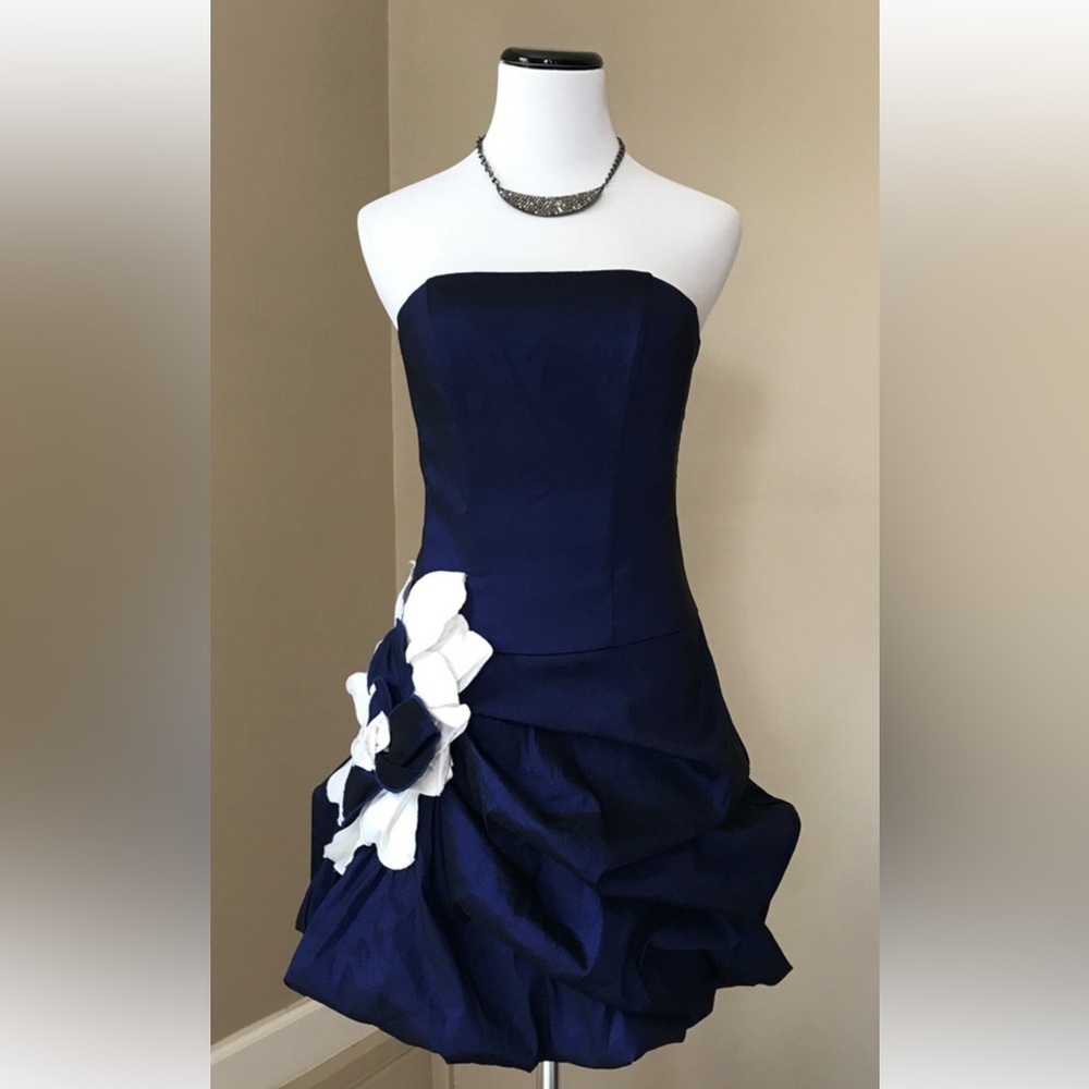 Jessica McClintock Navy/White Strapless Mini Dress